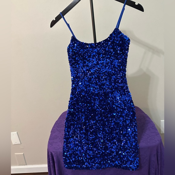 Women’s/juniors Dress - Picture 1 of 3